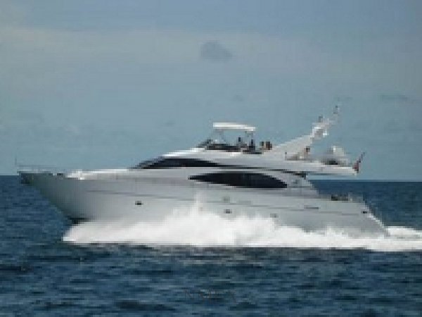 70_Azimut_Flybridge