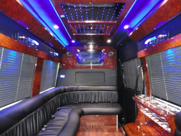 MercedesSprinterLimo