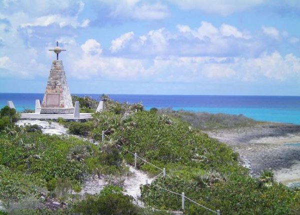 Columbus Point and Monument, Long Island