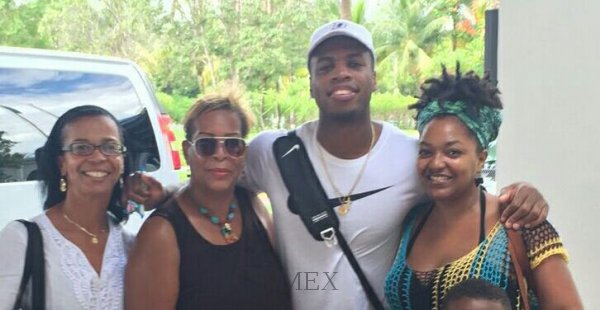 Buddy Hield with Family Ladies