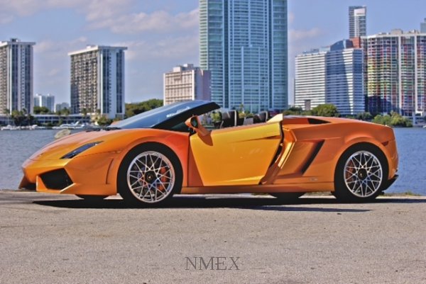 LAmborghani LP 560 orange.jpg
